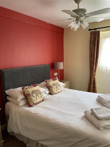 Hotel The Red Lion, Stretham Extérieur photo