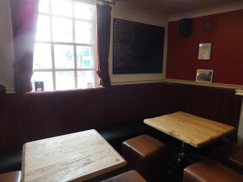 Hotel The Red Lion, Stretham Extérieur photo
